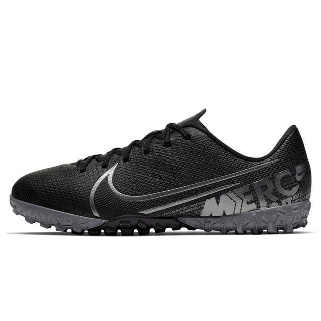 sports direct nike trainers junior