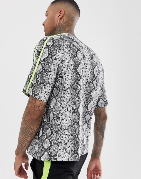 {keywor d} adidas pitonate grigie