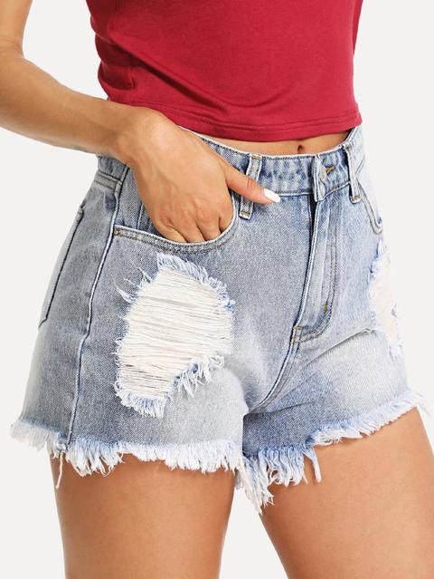 Shorts In Denim Strappati Orlo Grezzo