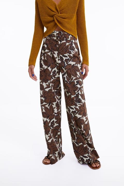 Floral Printed Pants from Zara on 21 Buttons