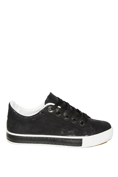 Sandy Black Trainer
