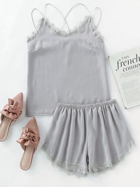 Conjunto De Pijama Con Ribete De Encaje
