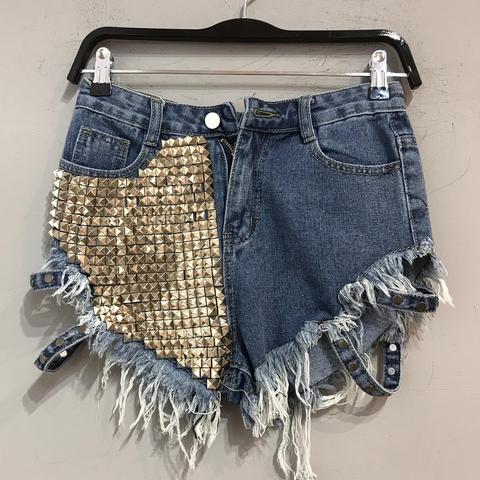 short con tachas