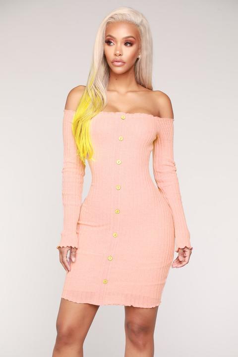 Fashion nova pink long sleeve outlet dress