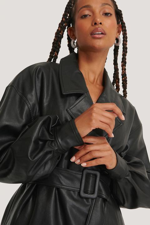 Na-kd Trend Veste En Faux Cuir Ceinturée À Manches Larges - Black