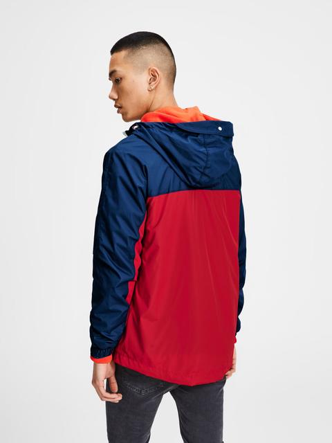 Rote Basecap Mit Slogan from Pull and Bear on 21 Buttons Adidas Originals – Balanta – Trainingsjacke Mit Den 3 Streifen Und Bahnendesign In Rot from ASOS on 21 Buttons