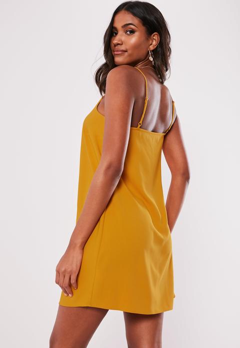 Robe Caraco Courte Jaune Moutarde From Missguided On 21 Buttons