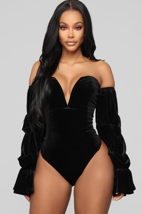 fashion nova black bodysuit