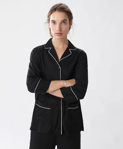 Camisa Ribete Crudo Color: Negro Talla: M Material: Viscosa,