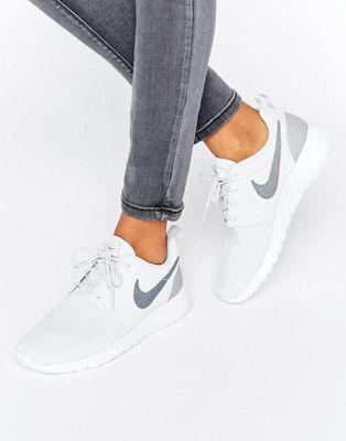 Nike - Pure Platinum Roshe - Scarpe Da Ginnastica