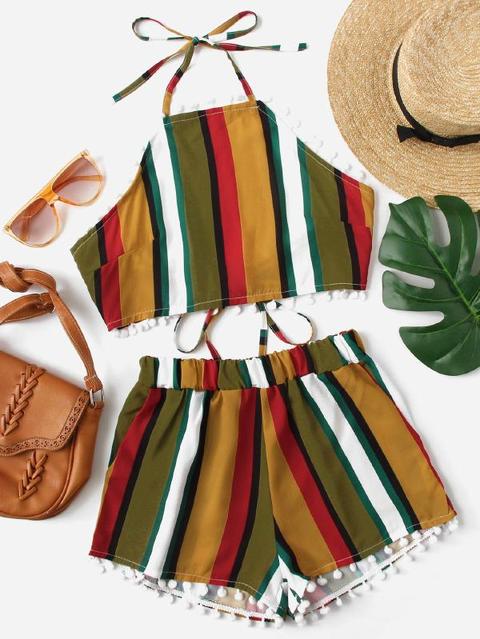 Top Halter De Rayas Ribete Con Bola Con Shorts
