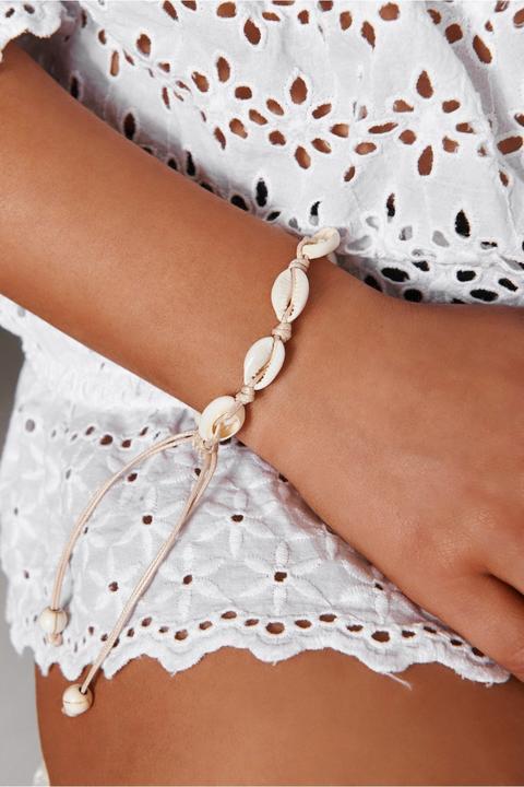 White Sea Shell Bracelet