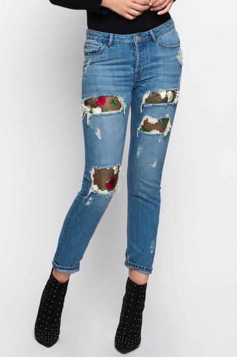 Jeans Mom Destroyed E Inserti In Pizzo Ricamato