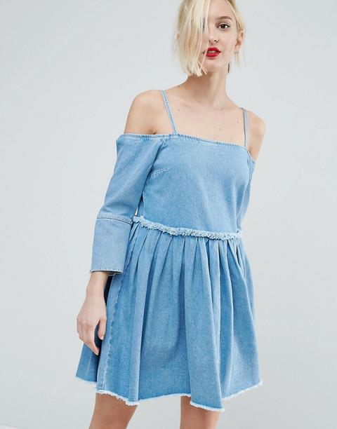 Asos Denim - Vestito Di Jeans Con Spalle Scoperte A Pieghe Blu Medio Slavato - Blu