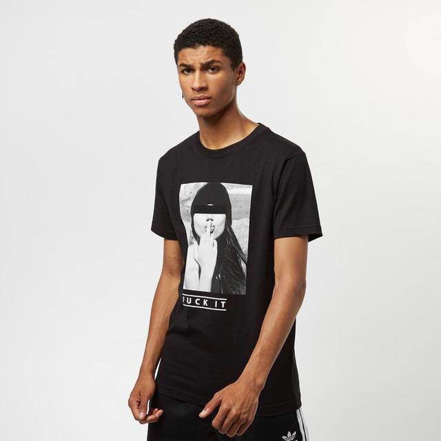 snipes tee