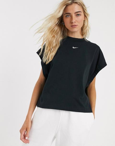 Camiseta Negra Con Cuello Subido De Nike-negro