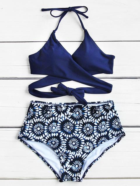 Top Bikini,con Slip Bikini A Vita Alta Con Stampa Di Calic¨