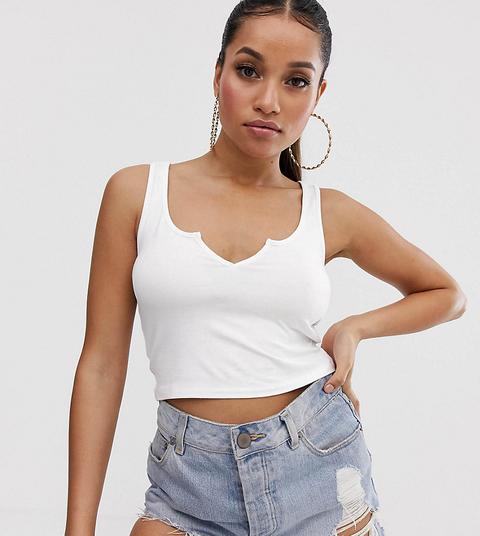 Asos Design Petite - Canotta Corta Bianca Con Intaglio - Bianco