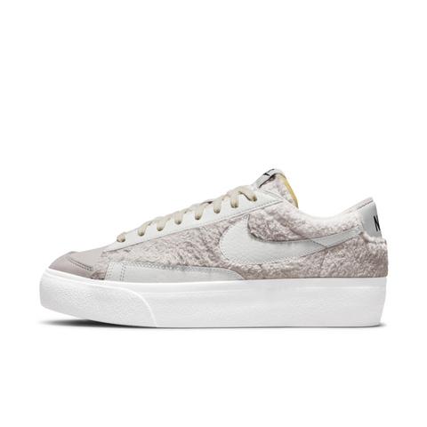 Chaussures Nike Blazer Low Platform Pour Femme - Gris