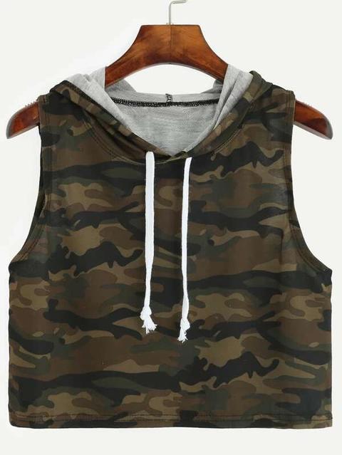 Top Con Capucha Camo Estampado Crop - Verde