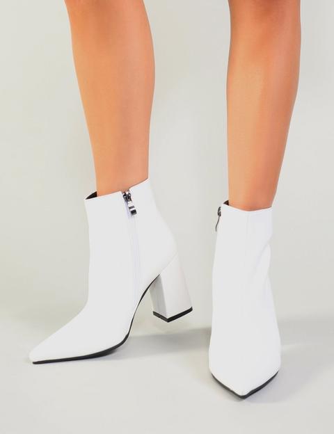 Empire Pointed Toe Ankle Boots In White 