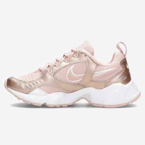 Nike Air Heights from Sprinter on 21 Buttons