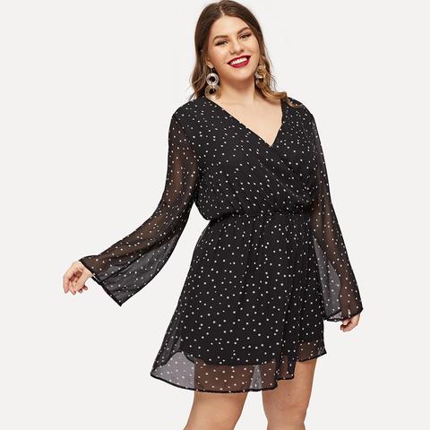 Vestido Con Estrella De Manga Campanuda Fina De Cuello Cruzado-grande