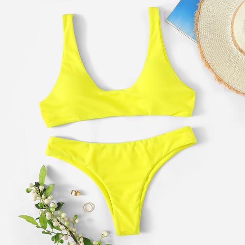 Top De Cuello Redondo Amarillo Neón Con Bikini