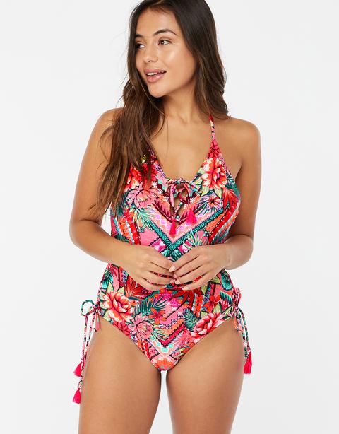 accessorize swimsuit