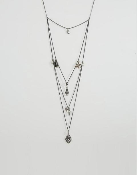 Collares Escalonados Con Charms De Liars & Lovers