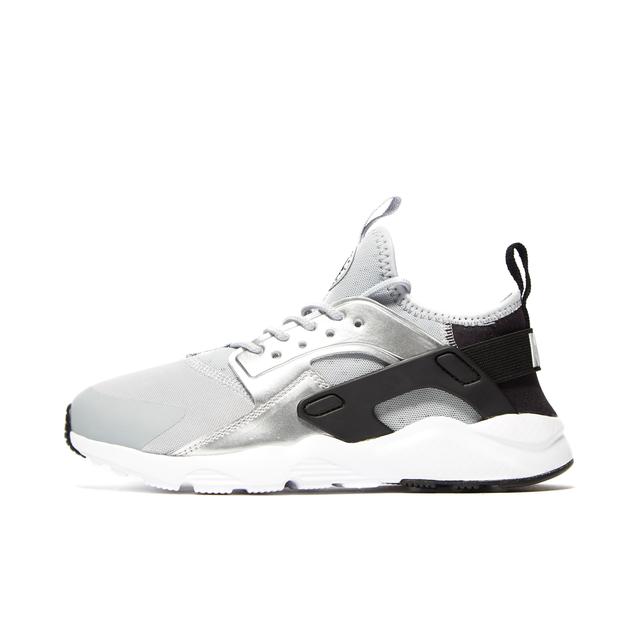 Nike Air Huarache Bambino from Jd Sports on 21 Buttons