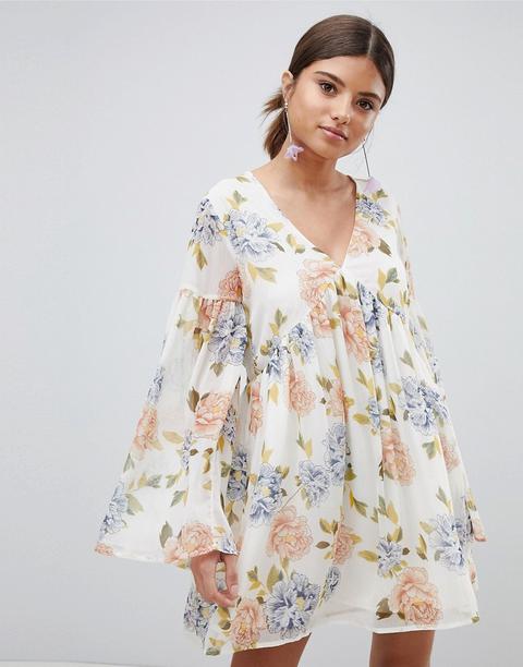 Vestido Holgado Con Estampado Floral De Prettylittlething