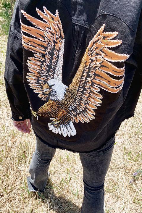 Chaqueta Bordado Águila