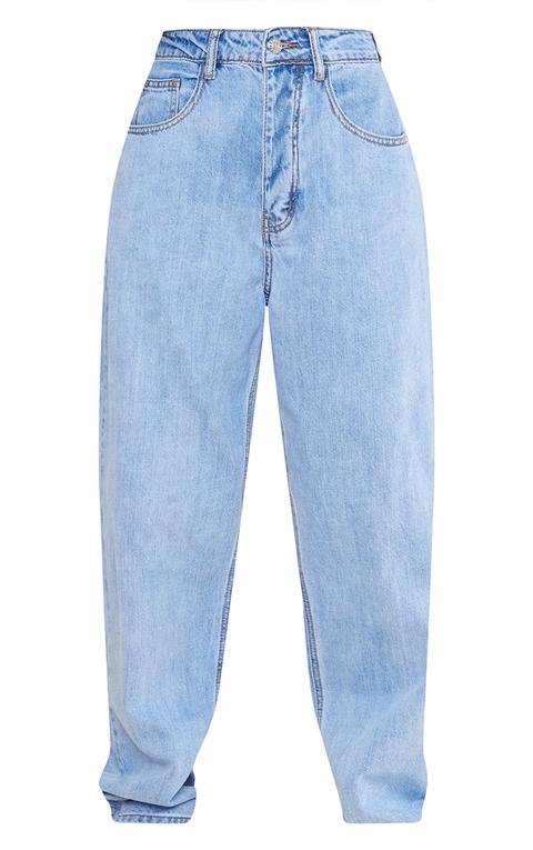 Prettylittlething Light Wash Boyfriend Jeans