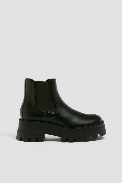 pull and bear track sole ankle boots