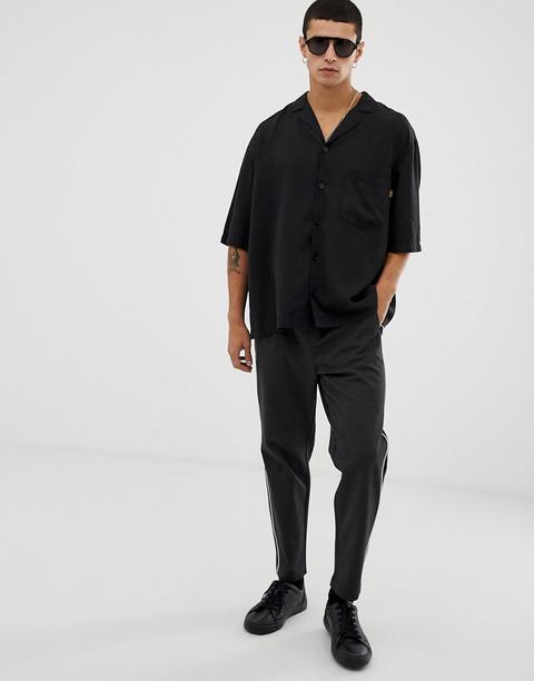 Tiger Of Sweden Jeans - Camicia A Maniche Corte Oversize Con Rever Nera -  Nero from ASOS on 21 Buttons