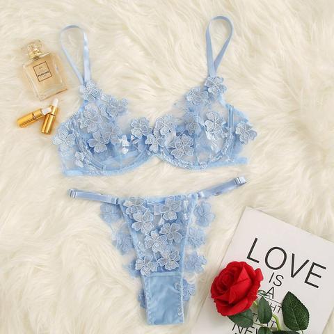 Applique Lace Underwire Lingerie Set