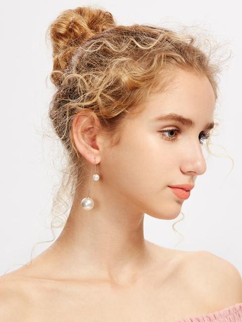 Aretes Atractivos Con Embellecimiento De Perla Artificial