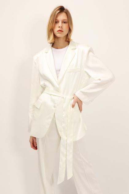 Cassidy Satin Jacket W/belt