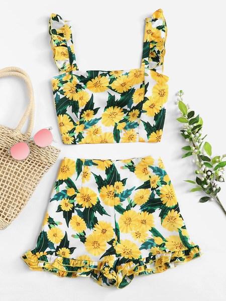 Conjunto Top Con Tira Fruncido Con Estampado De Girasol Con Shorts