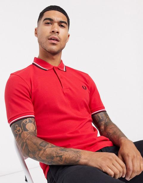 Polo Con Ribete Doble En Rojo De Fred Perry