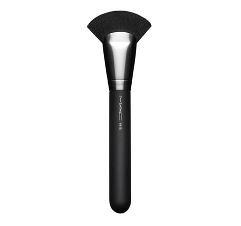 141 Synthetic Face Fan Brush