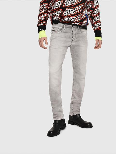 Buster 0684i