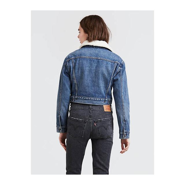 Levi's Cropped Sherpa Trucker Jacket - Women's M from Levi's on 21 Buttons