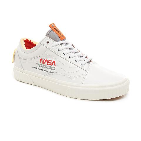 vans space voyager white