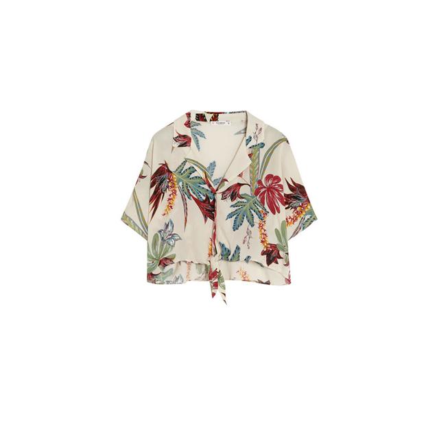 Camisa Tropical Nudo from Pull and Bear on 21 Buttons