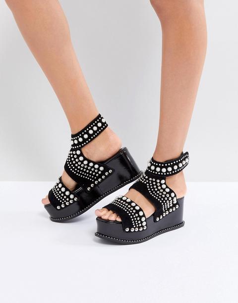 Plataformas Planas Con Tachuelas Palmira De Jeffrey Campbell