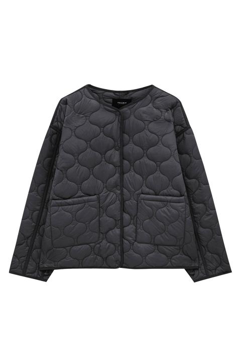 Pull&bear Femme Blouson Matelassé Disponible En Plusieurs Couleurs, Avec Poches Sur Le Devant, Col Rond Et Fermeture Par Boutons Pression. Noir S