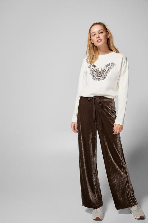 Sudadera Mariposa Bordada