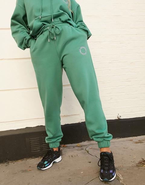 Joggers Extragrandes Verdes Con Logo Bordado De Asos Weekend Collective